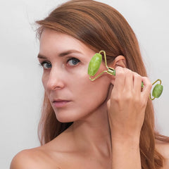 Face Stone Jade Roller Massager with Gua Sha Stone And Ice Roller Multicolour Set Facial Roller 100% Natural Stone Jade Roller For Skin Eye Neck Body Ice Cube